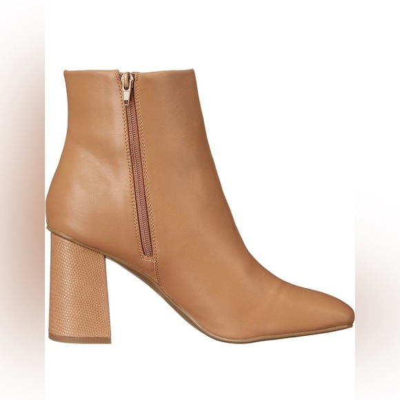 New-DV Dolce Vita Maudry Ankle Boot, size 9.5 - Picture 3 of 11